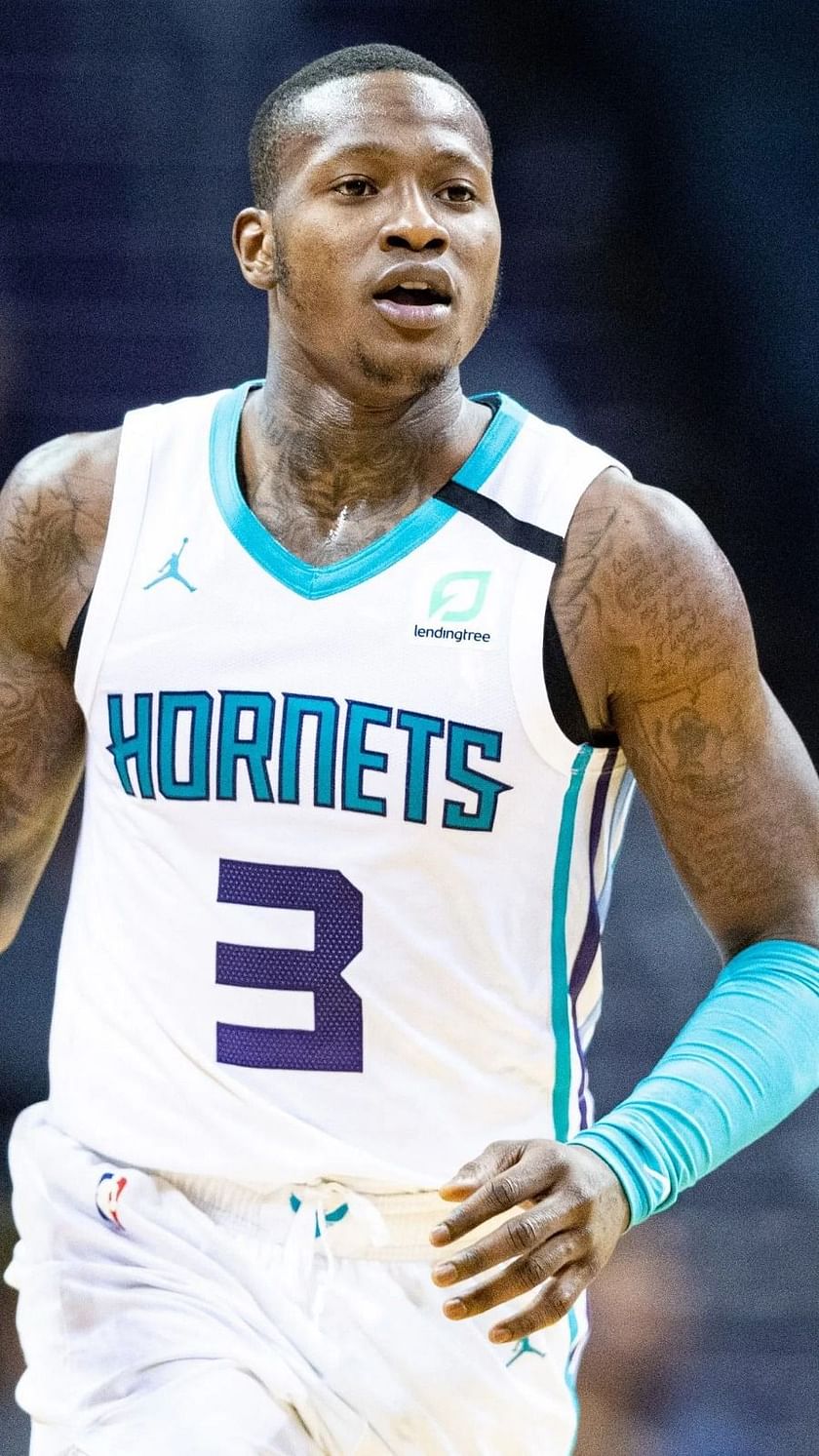 Los Angeles Clippers Guard Lou Williams looks on during a NBA game