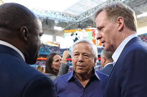 Roger Goodell and NFL owner Robert Kraft