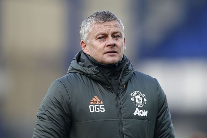 Manchester United News Roundup: Red Devils in advanced talks to sign AC Milan star, Former player backs Man Utd to sign Sergio Ramos and more: 26 November 2020