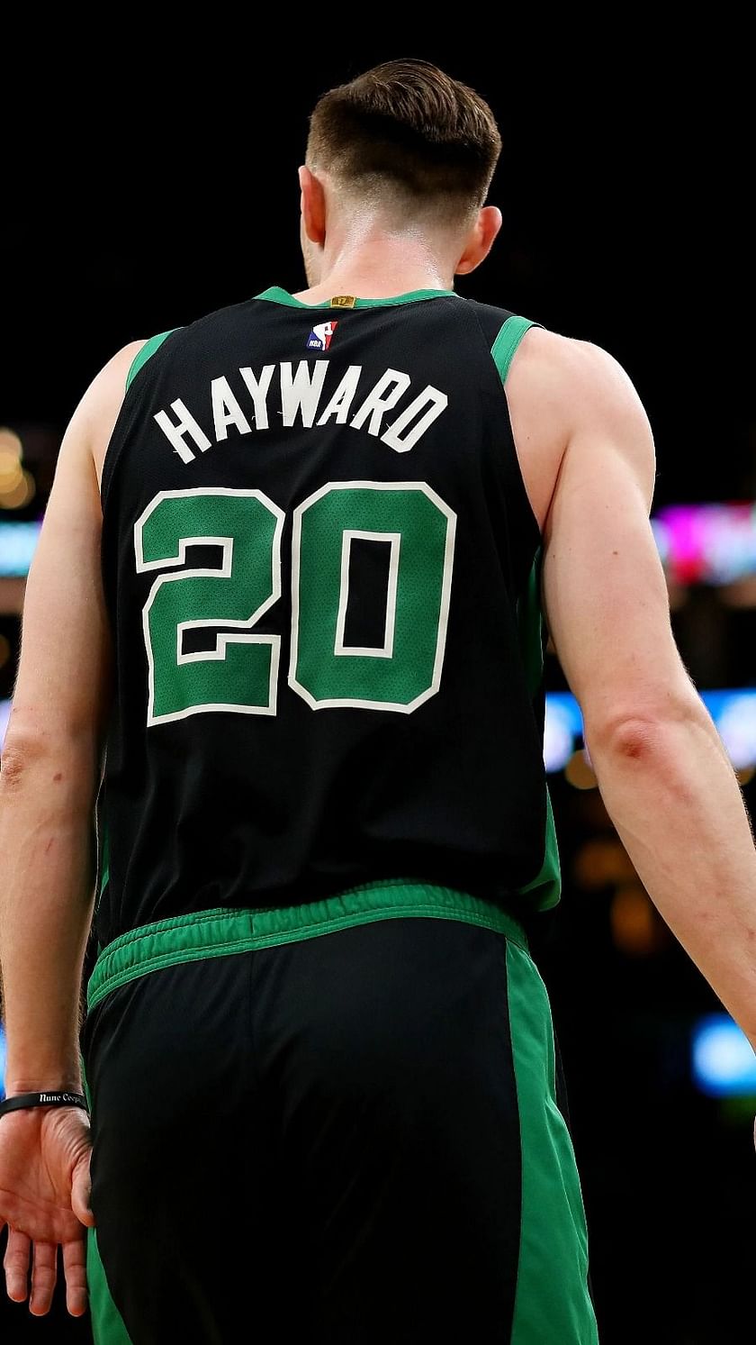 Charlotte Hornets sign ex-Boston Celtic Gordon Hayward