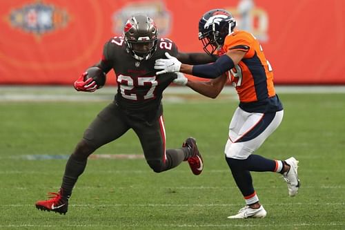 Tampa Bay Buccaneers v Denver Broncos