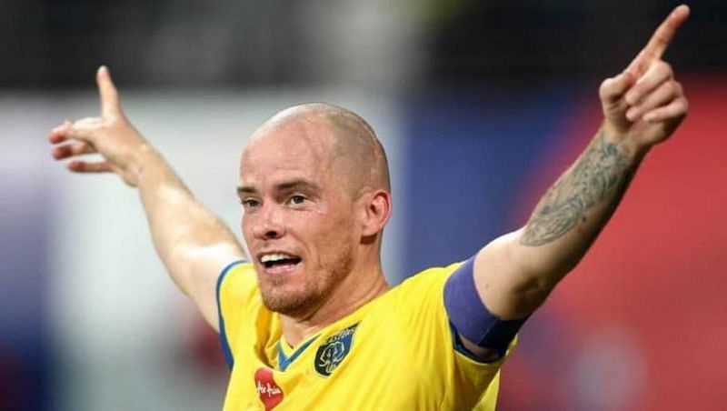 Iain Hume