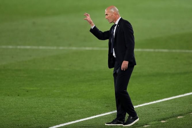 Reports: Real Madrid consider Sergio Ramos replacements as contract runs down
