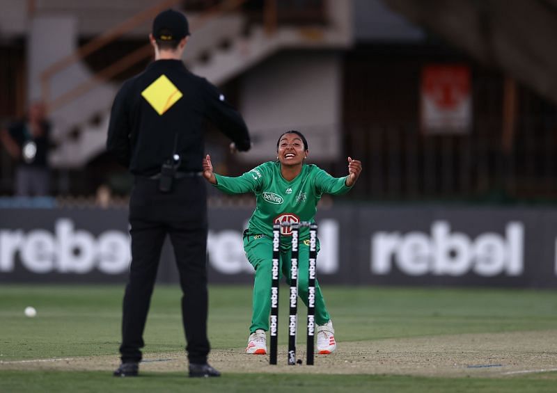 Alana King in action for the Melbourne Stars