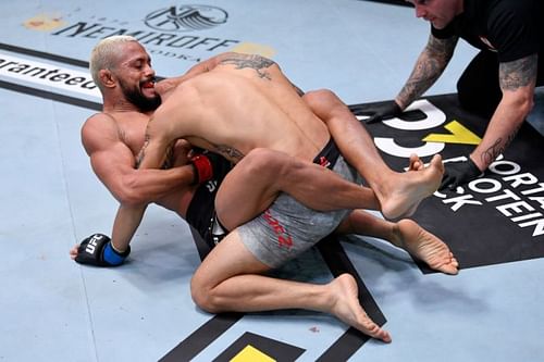 Deiveson Figueiredo defended his UFC Flyweight title successfully against Alex Perez last night.