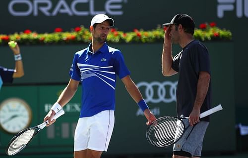 Novak Djokovic (L) and Pete Sampras