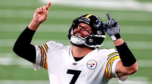 Ben Roethlisberger and the Steelers stand tall as the NFL's last undefeated team