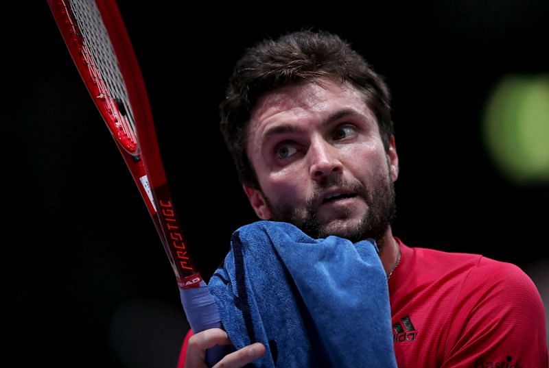 Gilles Simon should win this contest