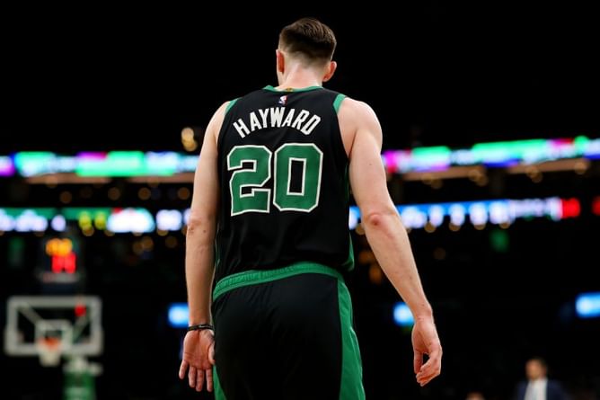NBA Rumors: Twitter goes into a frenzy as Gordon Hayward strikes a massive $120M deal with the Charlotte Hornets