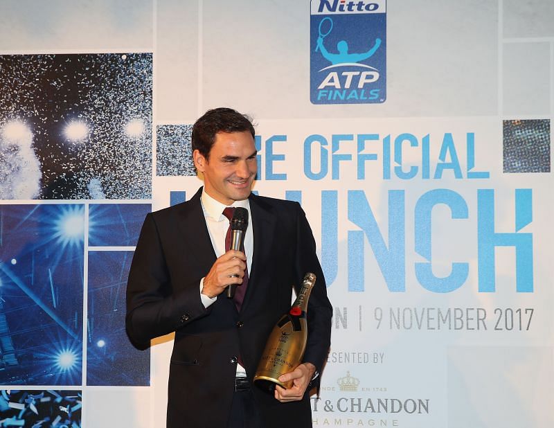 Roger Federer at the award ceremony in 2017
