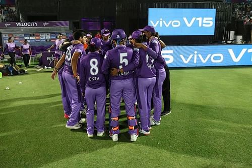Team huddle for Velocity before their final game last season. Image credits - IPL