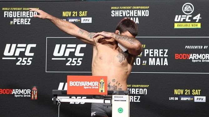 UFC commentator Jon Anik gives brilliant solution for fighters missing weight after Mike Perry debacle