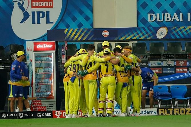 IPL 2020: 'The Chennai Super Kings were surrounded by one and a half to two dozen problems' - Aakash Chopra