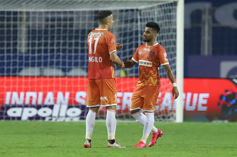 Igor Angulo (left) celebrating after scoring a goal (Image Courtesy: ISL Media)