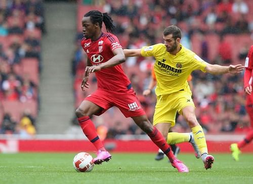 Bakary Kone (in red)