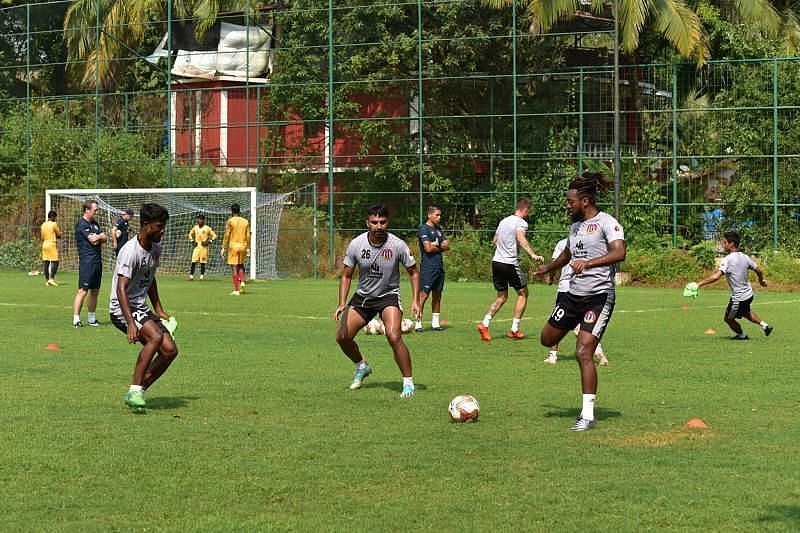 SC East Bengal players in training before the Hyderabad FC match (Image - SC East Bengal Twitter)