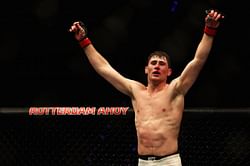 UFC middleweight Darren Till roasts popular motivational speaker Gary Vaynerchuk on Twitter