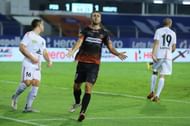 Angulo after scoring against NEUFC (Courtesy - ISL)