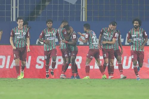 ATK Mohun Bagan players celebrate their goal in the 95th minute. (Courtesy - ISL)