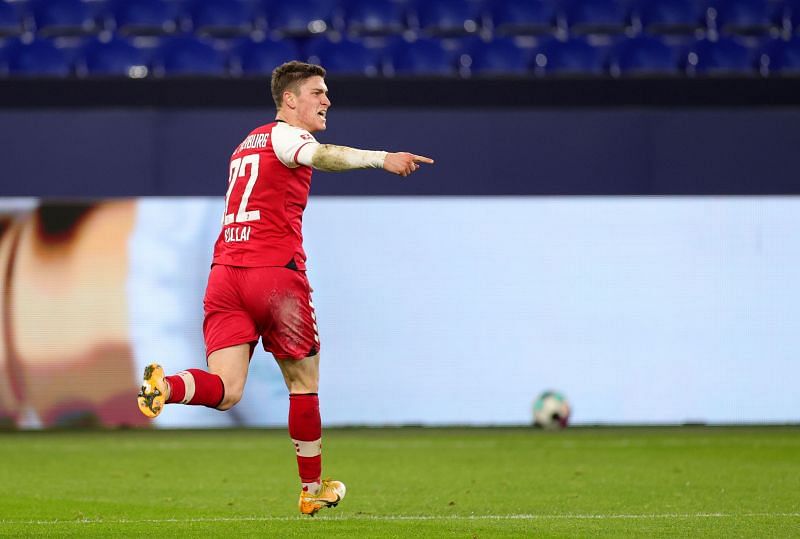 Freiburg defeated Schalke 2-0 in their last Bundesliga game with a brace from Ronald Sallai