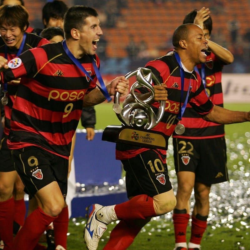 Pohang Steelers&#039; players celebrating their third AFC Champions League title win in 2009.