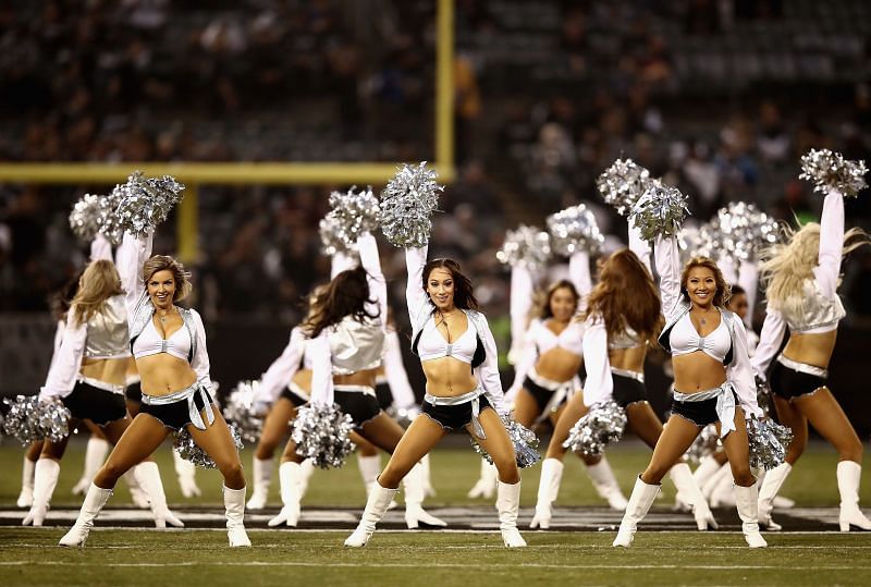 Top 10 NFL cheerleaders