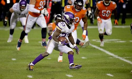 Minnesota Vikings v Chicago Bears