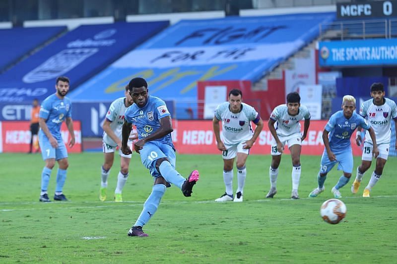 Bartholomew Ogbeche in action for Mumbai City FC (Courtesy - ISL)