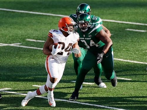 Cleveland Browns running back Nick Chubb