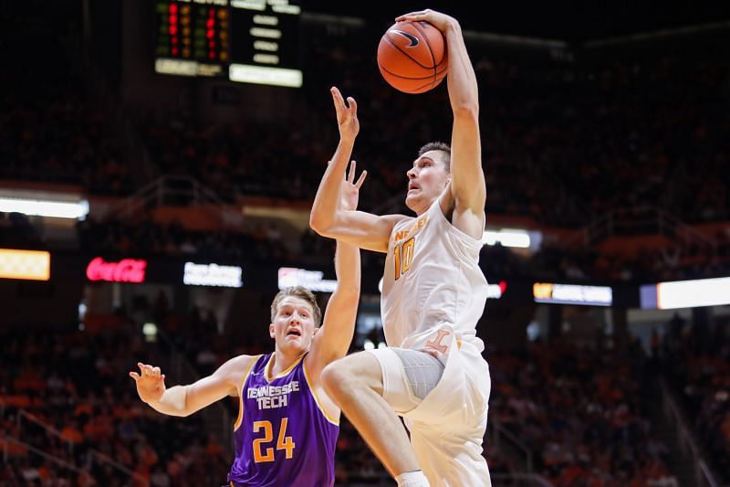 Tennessee Tech v Tennessee