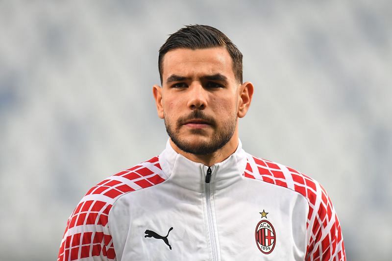 Theo Hernandez before an AC Milan game