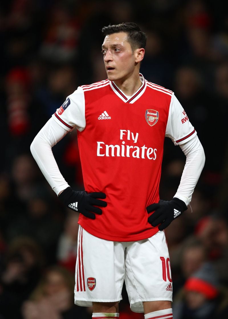 Report: Arsenal boss Mikel Arteta provides clarity on Mesut Ozil's omission  from squad