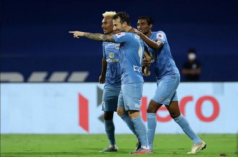 Adam le Fondre celebrating his goal for Mumbai City FC (Courtesy - ISL)
