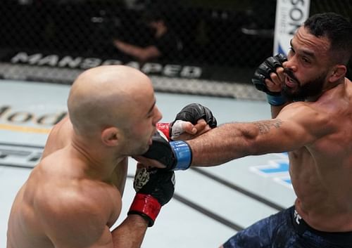 Rob Font stopped Marlon Moraes in the first round of their UFC Vegas 17 bout