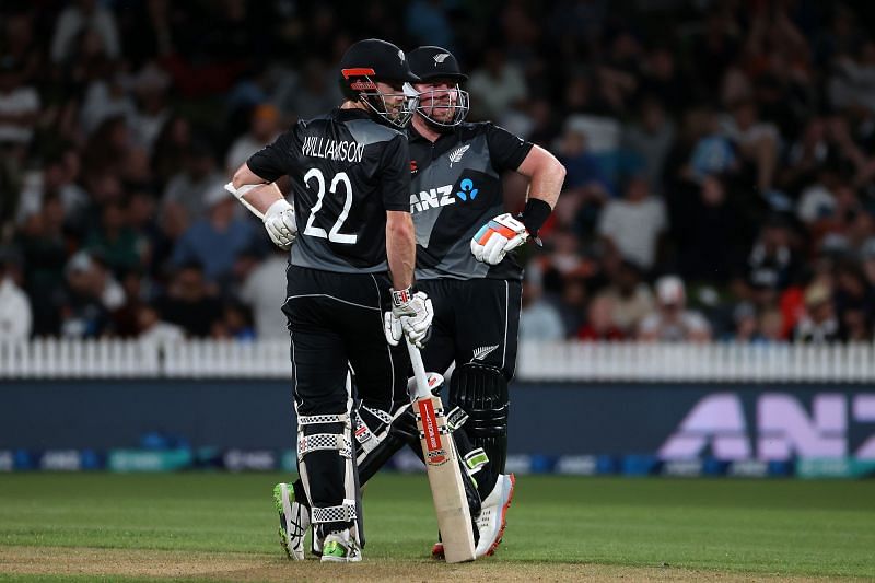 Tim Seifert and Kane Williamson helped New Zealand defeat Pakistan cricket team by nine wickets in Hamilton