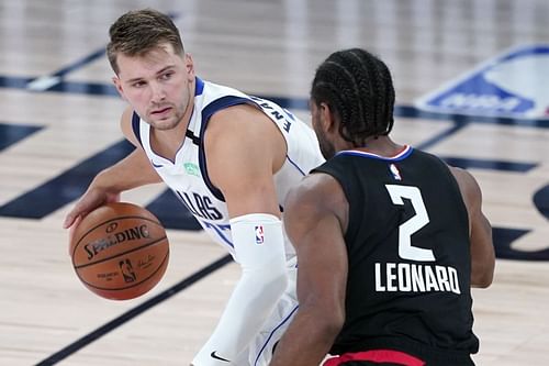 Dallas Mavericks v Los Angeles Clippers