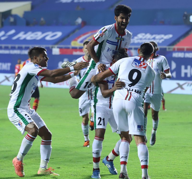 ATK Mohun Bagan players celebrating a goal against East Bengal