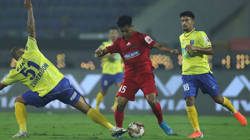 Lalengmawia (in red) in action (Image courtesy:ISL)