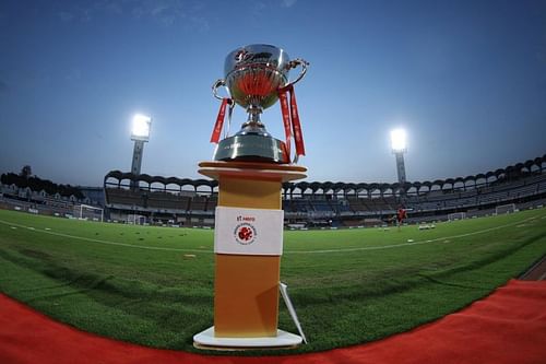 ISL 2020/21 Trophy