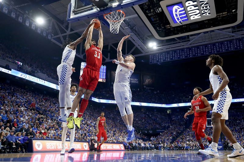 Kentucky Wildcats vs Louisville Cardinals Prediction & Match Preview