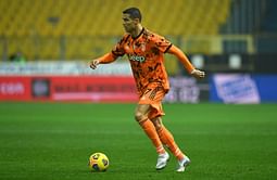 Real Madrid manager Zinedine Zidane chooses between Cristiano Ronaldo and Karim Benzema