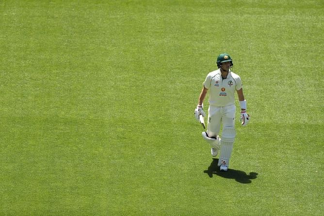 Australia's assistant coach admits Steve Smith is trying to adapt to India's leg theory