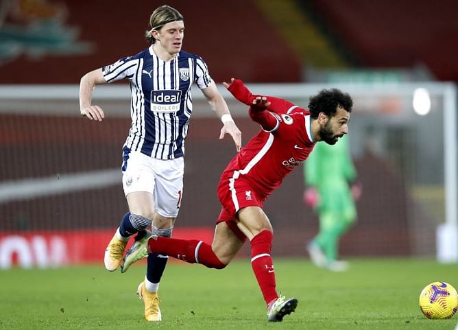 Liverpool drop points against West Brom to blow Premier League race wide open again