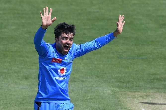 BBL 2020-21: Rashid Khan takes incredible boundary catch for Adelaide Strikers [Watch]