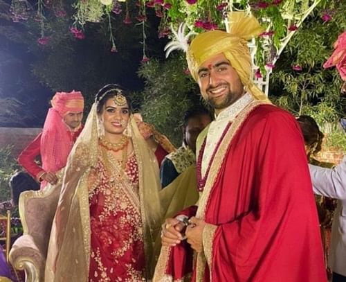 Rahul Chaudhari and Hetali Brahmbhatt at their marriage ceremony.