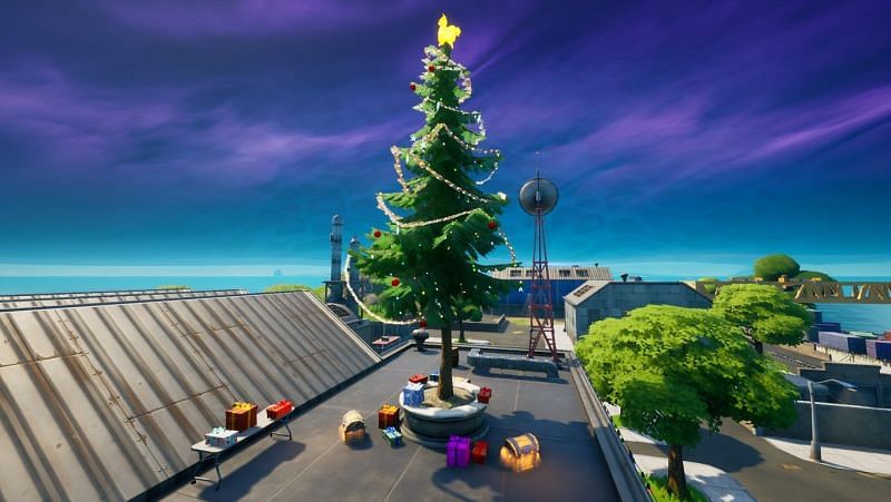 where are the holiday trees in fortnite