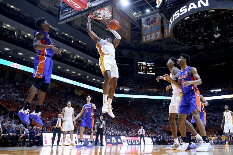The Tennessee Volunteers dunk the ball against the Florida Gators