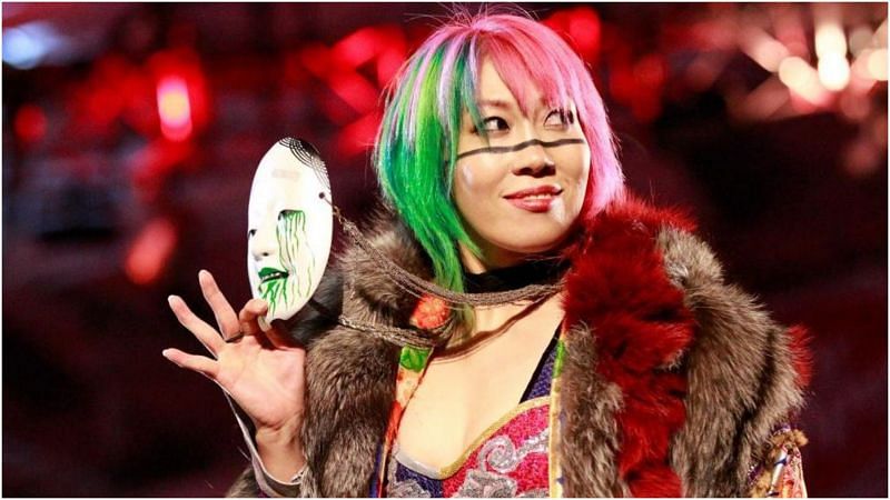 RAW Women&#039;s Champion Asuka