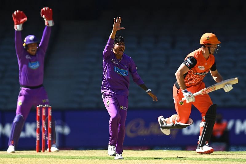 Action from the BBL game between Perth Scorchers &amp; Hobart Hurricanes