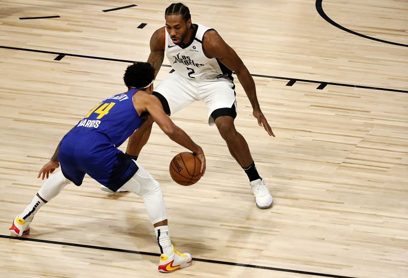 &nbsp;Kawhi Leonard #2 of the LA Clippers defends Gary Harris #14